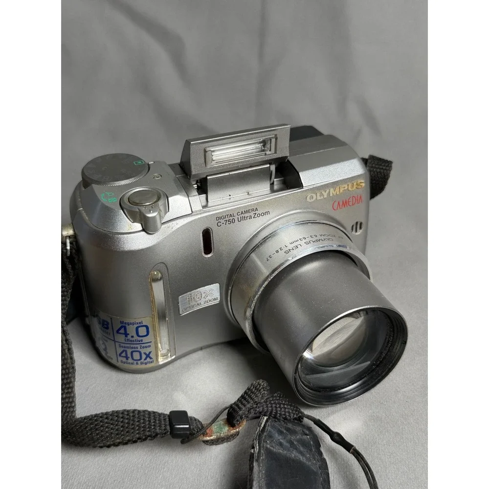 Olympus Camedia C-750 Ultra Zoom 4.0MP Digital Camera Silver Tested and Works